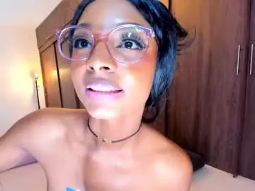 Chaturbate Live Sex Cam of alika_houston