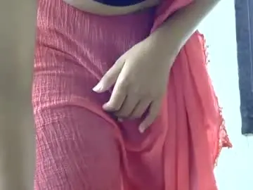 Chaturbate Live Sex Cam of loraa_baby