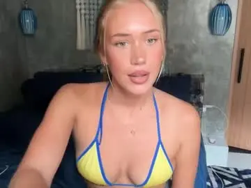 Chaturbate Live Sex Cam of livslifee