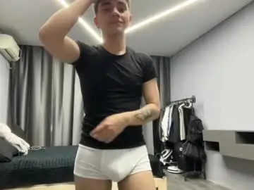 Chaturbate Adult Video Chat of maxwoolf