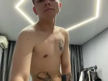 Chaturbate Live Sex Cam of maxwoolf