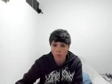 Chaturbate Best live sex cam show of bruno_cruz
