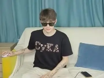 Chaturbate Adult Webcams of drinklinov