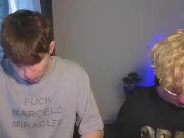Chaturbate Live Sex Cam of drinklinov