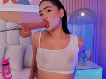 Chaturbate Free Porn Cam of noa_moon