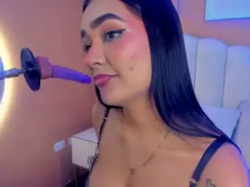 Chaturbate Watch Live Sex Cams of noa_moon