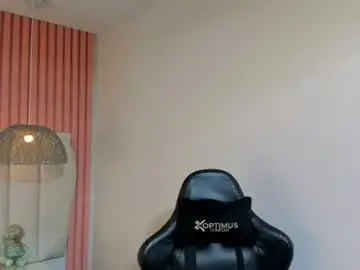 Chaturbate Best live sex cam show of noa_moon
