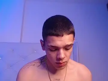 Chaturbate Adult Webcams of noah_and_kim69