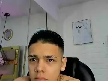 Chaturbate Nude Webcam of noah_and_kim69