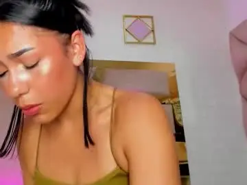 Chaturbate Adult Video Chat of noah_and_kim69