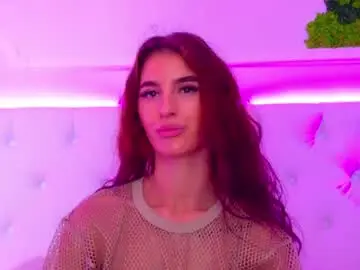 Chaturbate Live Sex Cam of elisacharm