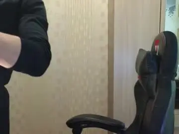 Chaturbate Live Sex of golden_boyyy21