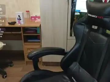 Chaturbate Free Porn Cam of golden_boyyy21