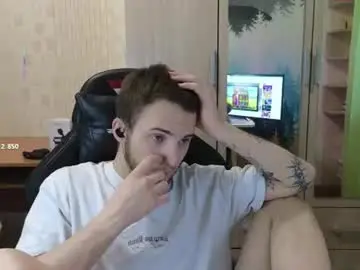 Chaturbate Watch Live Sex Cams of golden_boyyy21
