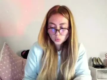 Chaturbate Adult Video Chat of hyunjooo