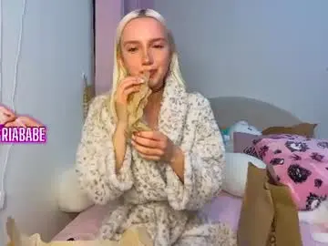 Chaturbate Sex Cam of riababe