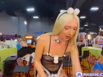 Chaturbate Sex Cam of riababe