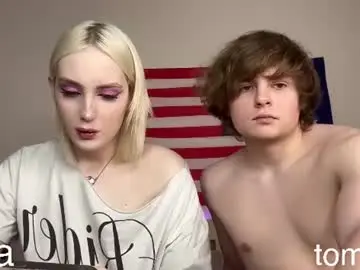 Chaturbate Live Sex Cam of tommytrikk