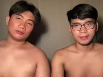 Chaturbate Watch Live Sex Cams of ur_fucking2005