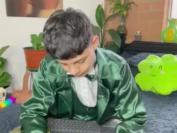 Chaturbate Adult Video Chat of andy_belier