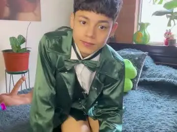 Chaturbate Sex Cam of andy_belier