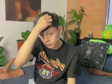 Chaturbate Live Sex of andy_belier