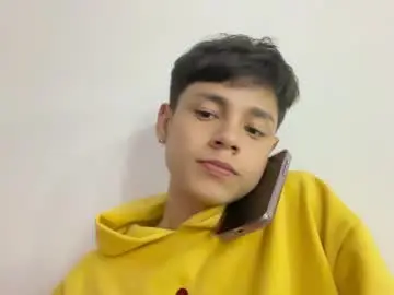 Chaturbate Live Sex of andy_belier