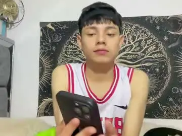 Chaturbate Sex Cam of andy_belier