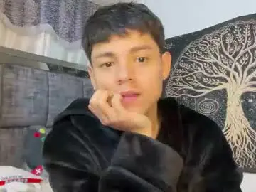 Chaturbate Sex Chat of andy_belier