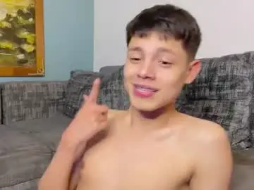 Chaturbate Free Porn Cam of andy_belier