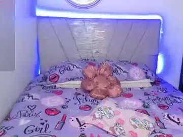 Chaturbate Live Sex Cam of latinamav22