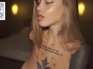 Chaturbate Best live sex cam show of mileeena