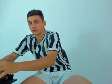 Chaturbate Sex Chat of max_wild01