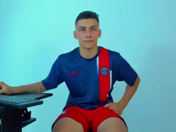Chaturbate Nude Webcam of max_wild01