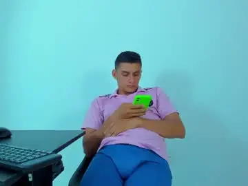 Chaturbate Sex Chat of max_wild01
