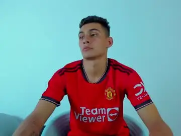 Chaturbate Sex Cam of max_wild01