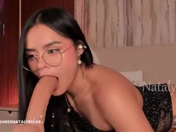 Chaturbate Live Porn of missnataly_