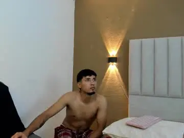 Chaturbate Free Porn Cam of noah_smith05