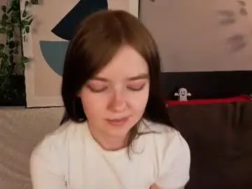 Chaturbate Live Sex Cam of nylaveyne