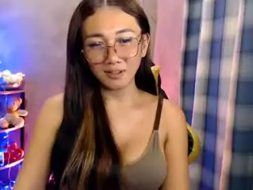Chaturbate Watch Live Sex Cams of pia_worthsback