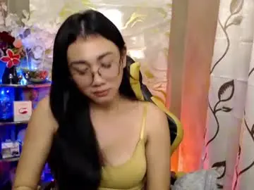 Chaturbate Adult Webcams of pia_worthsback