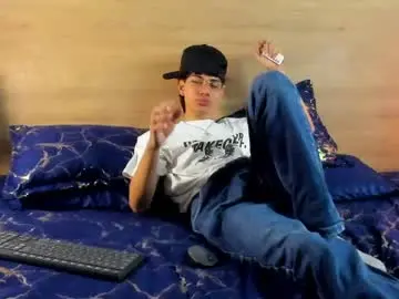 Chaturbate Free Porn Cam of ethan__carter
