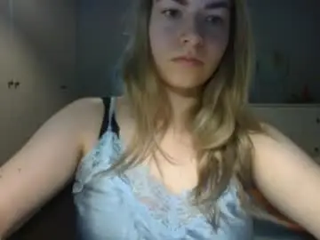 Chaturbate Live Sex Cam of rosie_june