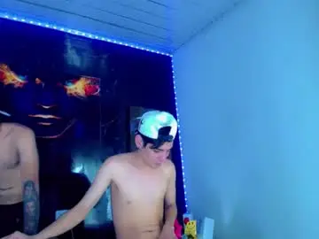 Chaturbate Live Sex Cam of theshamefulboys