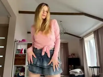 Chaturbate Live Porn of chloe_show