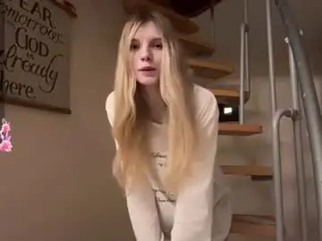 Chaturbate Best live sex cam show of chloe_show