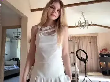 Chaturbate Watch Live Sex Cams of chloe_show