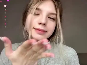 Chaturbate Watch Live Sex Cams of chloe_show
