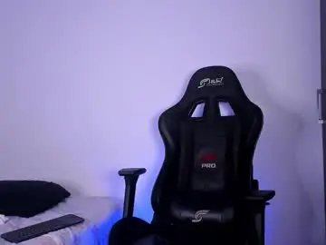 Chaturbate Free Live Porn of masters_boys