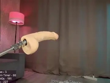 Chaturbate Live Sex Cam of nerdy_freyua